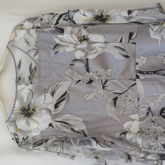 Flawed Floryday Gray Floral Sheer Overlay Maxi Dress XL NWT - Picture 6 of 9